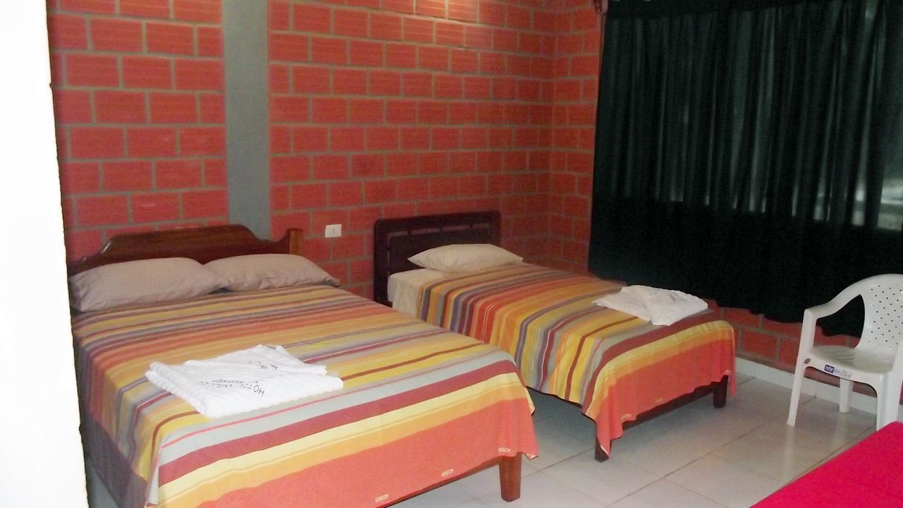 Hotel Ambaibo Rurrenabaque Eksteriør billede