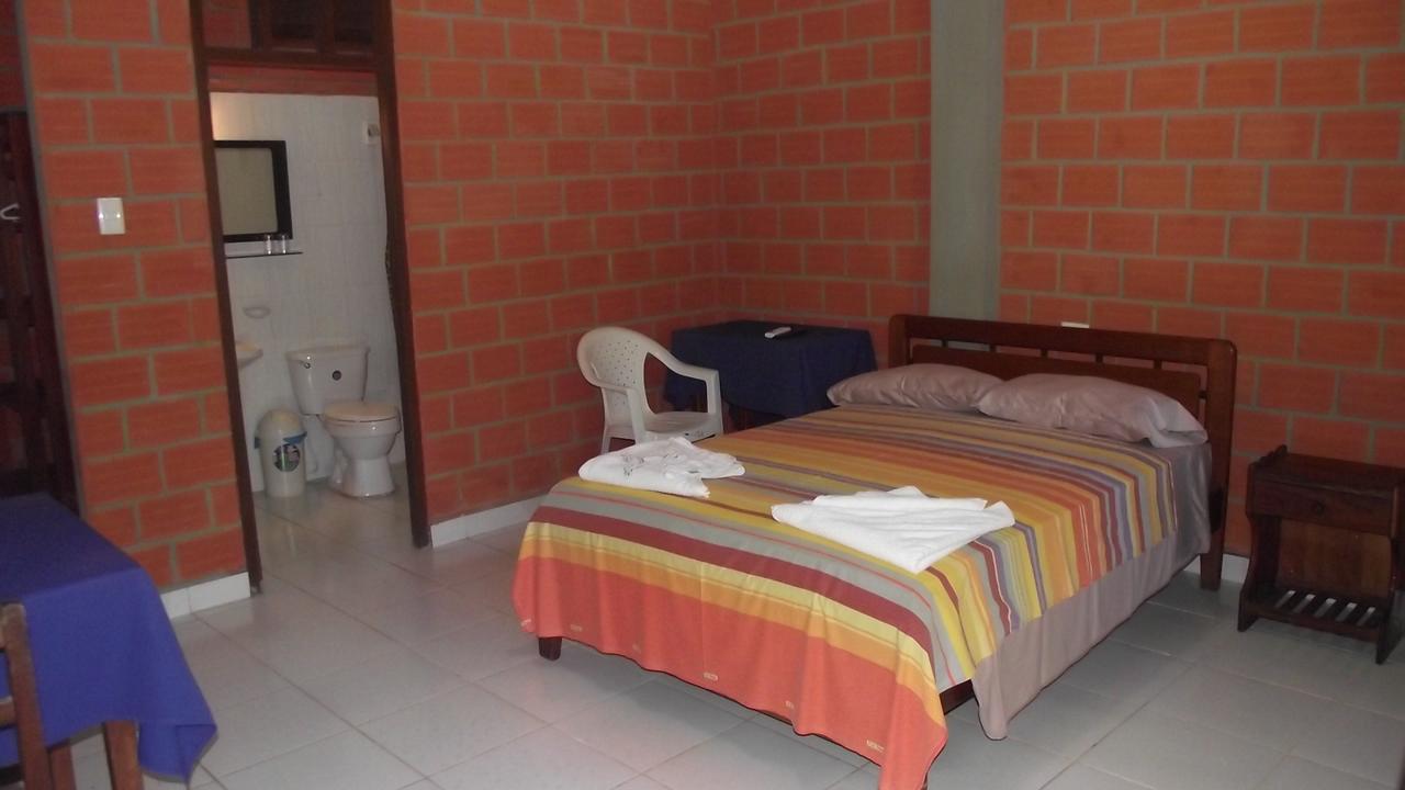 Hotel Ambaibo Rurrenabaque Eksteriør billede
